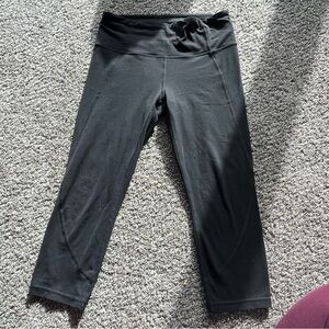 Athleta Cropped Leggings